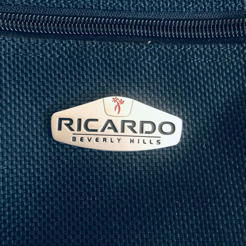 RICARDO BEVERLY HILLS CARRY ON Luggage